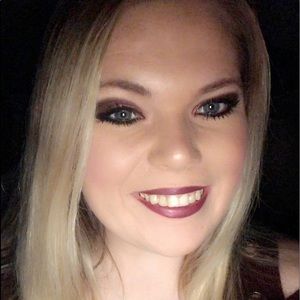 Meet your Posher, Sarahann